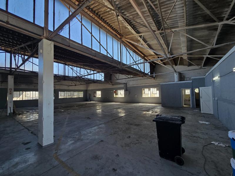To Let commercial Property for Rent in Parow East Western Cape